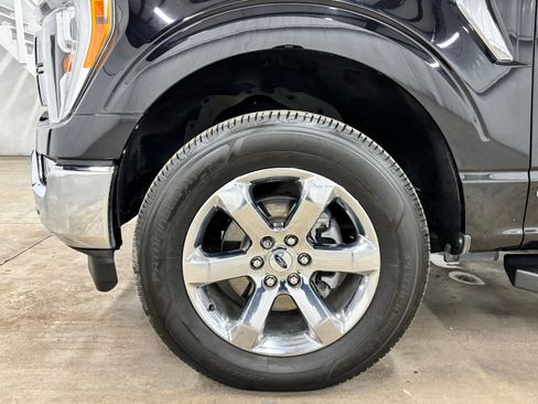 Used 2021 Ford F150 Lariat AWD/4WD image 9