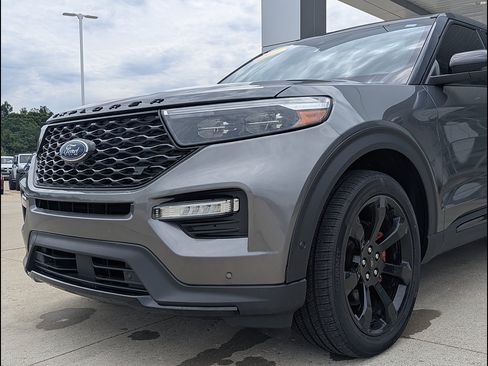 Used 2022 Ford Explorer ST w/ Equipment Group 401A AWD/4WD image 12