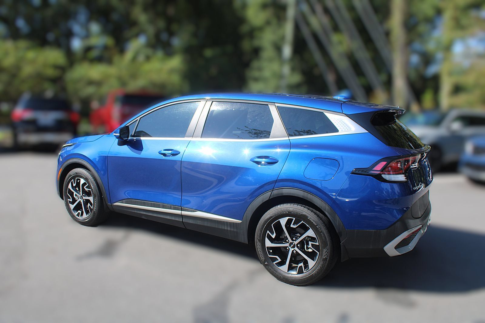 Certified 2024 Kia Sportage EX FWD image 6