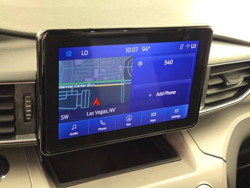 Used 2023 Ford Explorer XLT w/ Equipment Group 202A AWD/4WD image 29