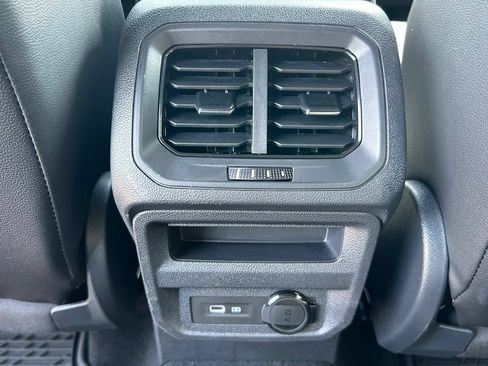 Certified 2023 Volkswagen Tiguan SE R-Line FWD image 54