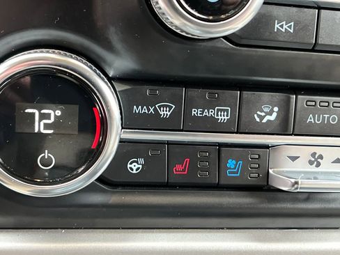 Used 2022 Ford Expedition XLT AWD/4WD image 29