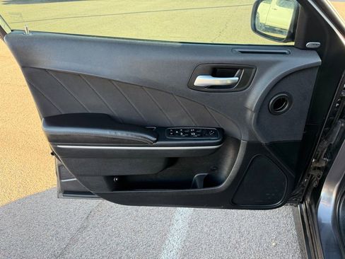 Used 2018 Dodge Charger R/T Scat Pack image 22