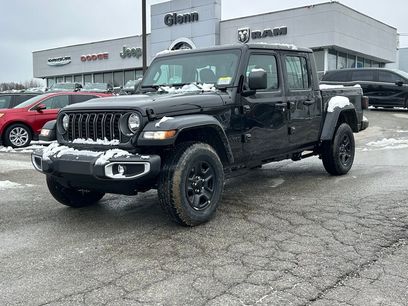 New 2026 Jeep Gladiator Sport
