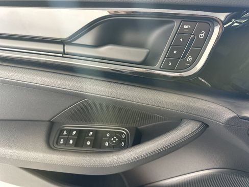 New 2026 Porsche Panamera 4 AWD/4WD image 12