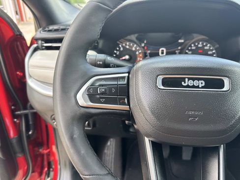 Used 2025 Jeep Compass Limited AWD/4WD image 22