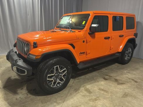 New 2025 Jeep Wrangler Sahara image 5