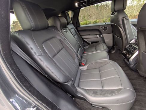 Used 2020 Land Rover Range Rover Sport HST image 28