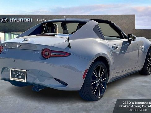 Used 2025 MAZDA MX-5 Miata RF Grand Touring image 9