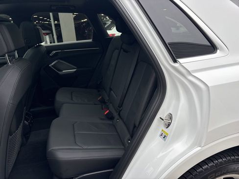 Certified 2025 Audi Q3 2.0T Premium w/ Convenience Package image 14