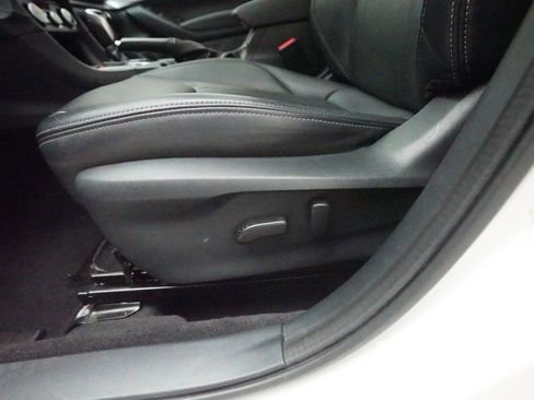 Used 2022 Subaru Impreza 2.0i Limited w/ Popular Package #3 image 29