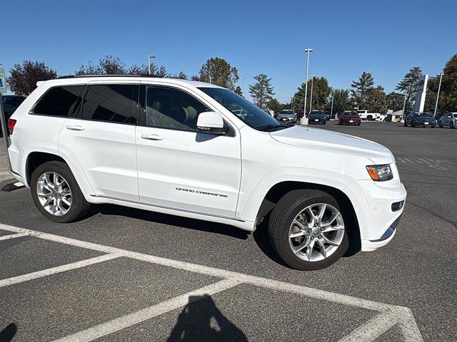 Used 2015 Jeep Grand Cherokee Summit w/ Platinum Series Group AWD/4WD image 9