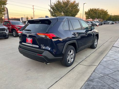 New 2025 Toyota RAV4 XLE image 5