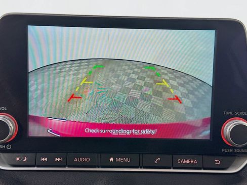 Used 2024 Nissan Sentra SV image 19