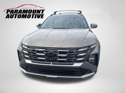 Certified 2025 Hyundai Tucson Limited AWD/4WD image 3