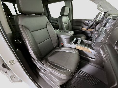 Used 2020 Chevrolet Silverado 1500 LT Trail Boss image 27