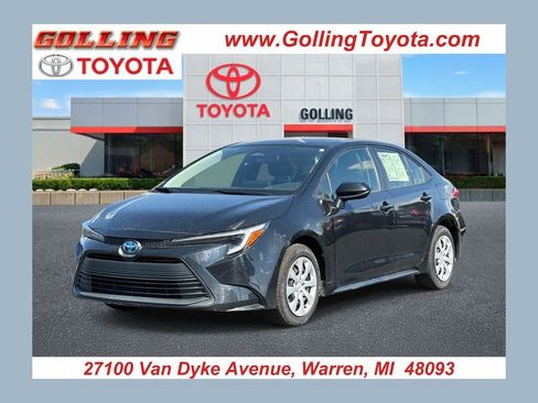Used 2025 Toyota Corolla LE FWD image 1