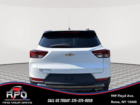 Used 2021 Chevrolet TrailBlazer ACTIV w/ Technology Package AWD/4WD image 4