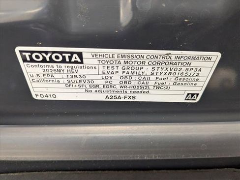 Used 2025 Toyota Camry XLE image 26