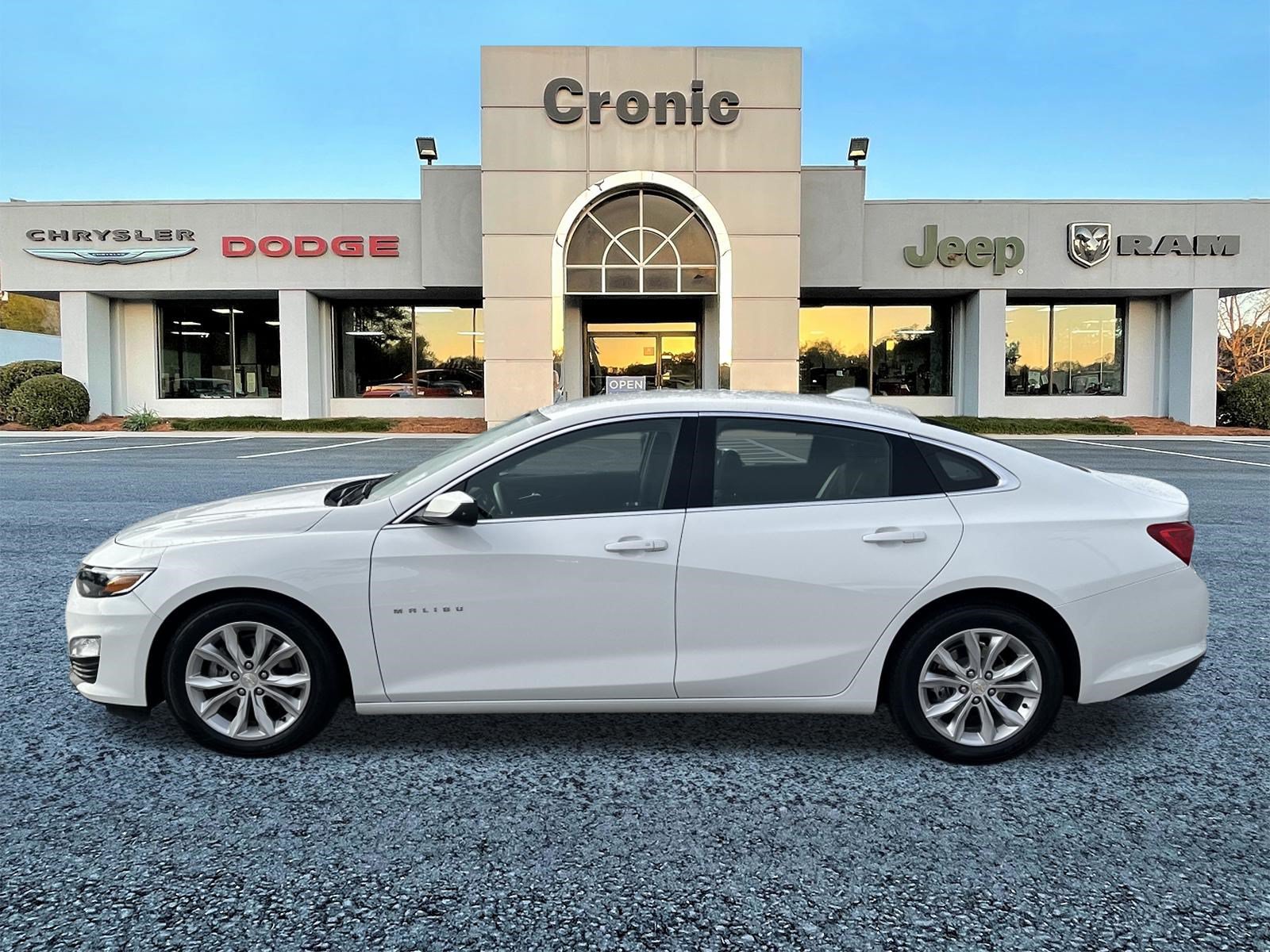 Used 2023 Chevrolet Malibu LT FWD image 6
