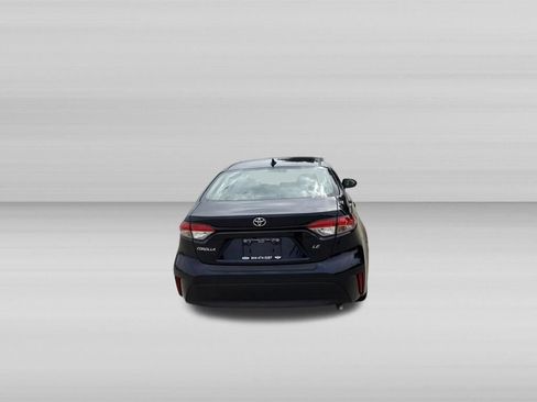 Used 2023 Toyota Corolla LE w/ Carpet Mat Package (TMS) FWD image 7
