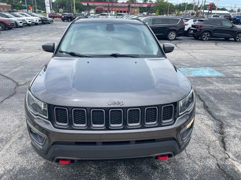 Certified 2018 Jeep Compass Trailhawk w/ Leather Interior Group AWD/4WD image 2