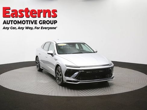 Used 2025 Hyundai Sonata SEL FWD image 51