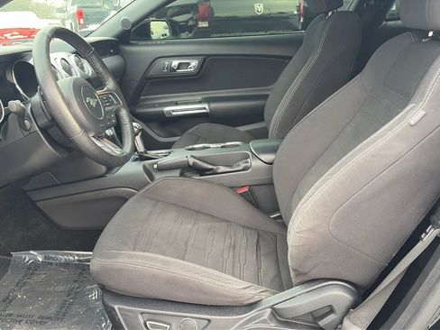 Used 2017 Ford Mustang Coupe image 30