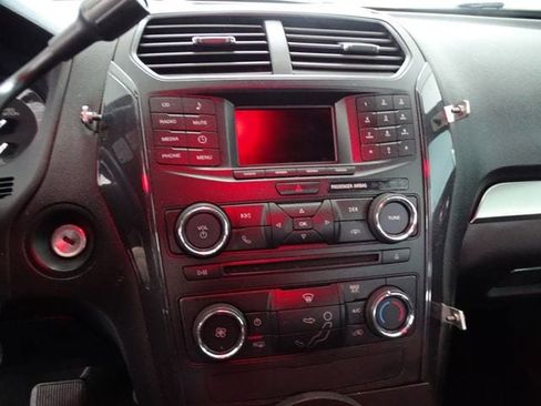 Used 2018 Ford Explorer 4WD Police Interceptor w/ 2-tone Vinyl Package #1 image 9