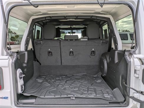 Used 2021 Jeep Wrangler Unlimited Rubicon 4xe w/ Cold Weather Group image 13