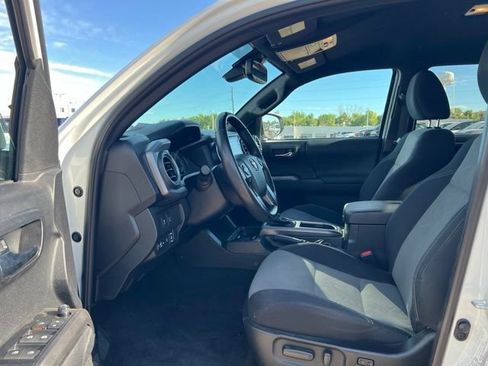 Used 2023 Toyota Tacoma TRD Sport w/ Advanced Technology Package AWD/4WD image 26