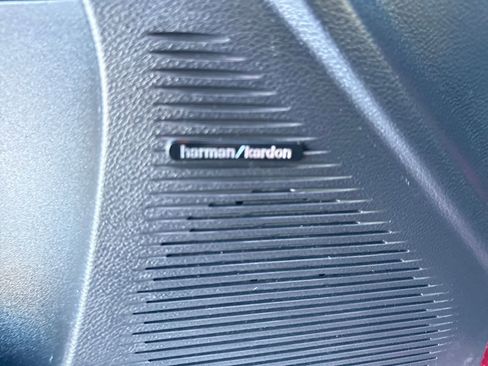 Used 2023 Dodge Challenger R/T w/ Plus Package image 14