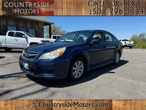 Used 2010 Subaru Legacy 2.5i Premium image 1