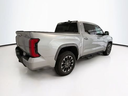 Used 2022 Toyota Tundra Limited w/ Power Package AWD/4WD image 7
