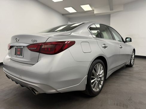 Used 2019 INFINITI Q50 Luxe w/ Essential Package (3.0T Luxe) AWD/4WD image 10