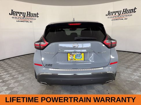 Used 2023 Nissan Murano SL w/ SL Moonroof Package image 5