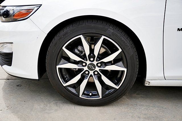 Used 2025 Chevrolet Malibu RS FWD image 15