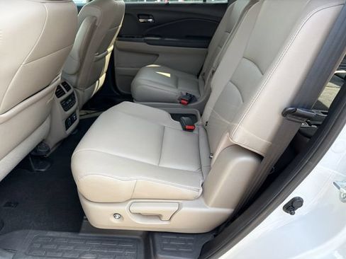 Used 2022 Honda Pilot Touring image 31