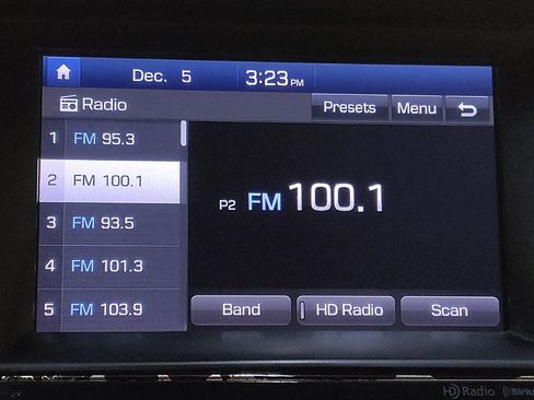 Used 2018 Hyundai Tucson Sport image 25