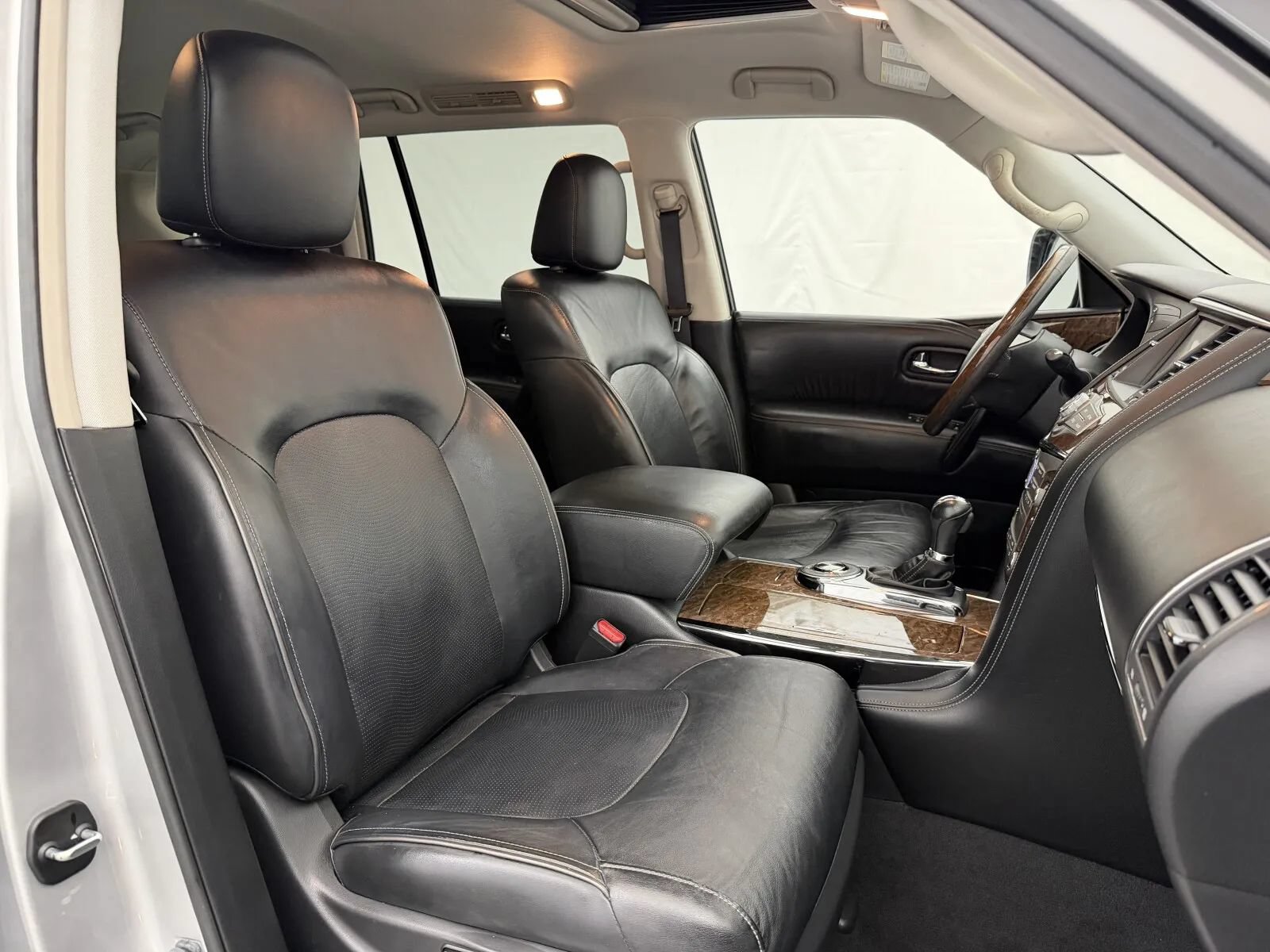 Used 2016 INFINITI QX80 2WD image 30