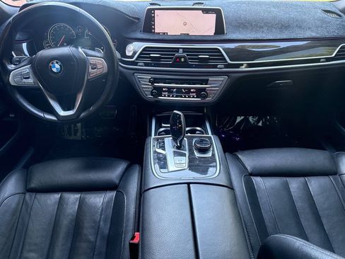 Used 2019 BMW 740i xDrive w/ Executive Package AWD/4WD image 13