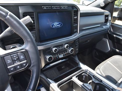 Used 2024 Ford F250 Platinum AWD/4WD image 9