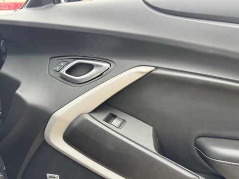 Used 2018 Chevrolet Camaro LT w/ Technology Package RWD image 25