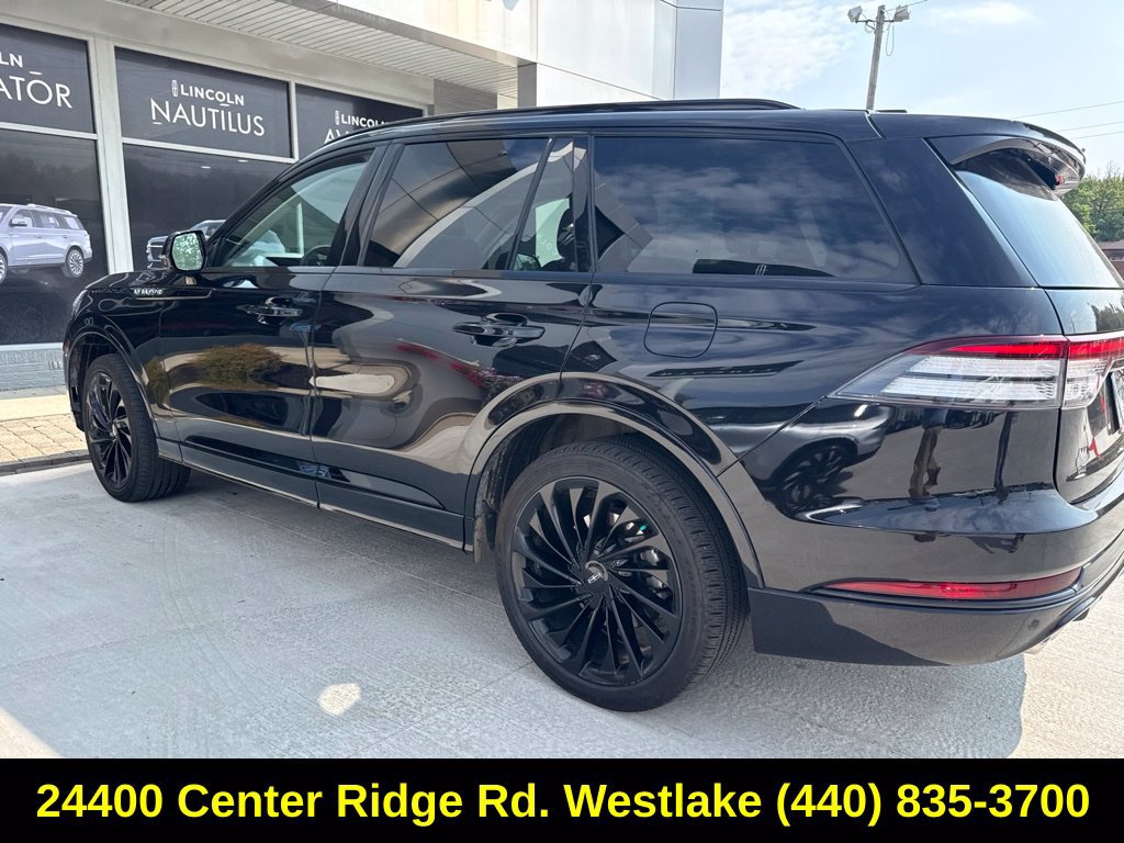 Used 2025 Lincoln Aviator Reserve w/ Jet Appearance Package AWD/4WD image 12