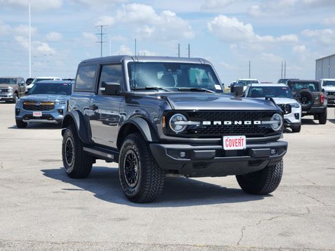 Used 2022 Ford Bronco Wildtrak AWD/4WD image 3