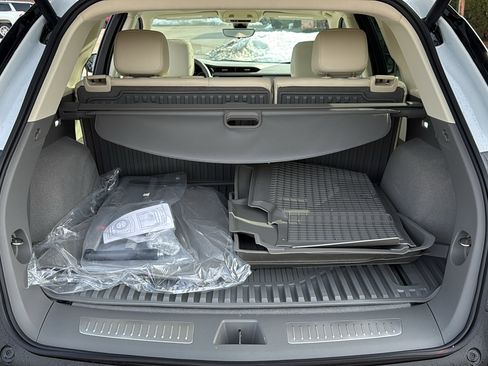 New 2026 Cadillac XT5 Premium Luxury w/ LPO, Floor Liner Package image 33