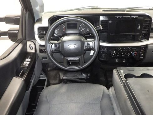 Used 2024 Ford F350 XL w/ 360-Degree Camera Package AWD/4WD image 9