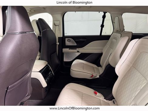 Certified 2020 Lincoln Aviator Black Label w/ Dynamic Handling Package image 54