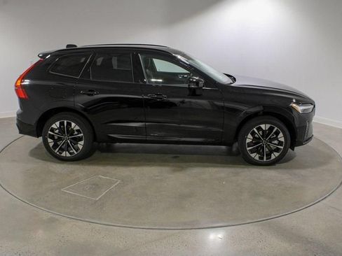 Used 2026 Volvo XC60 B5 Plus w/ Climate Package AWD/4WD image 7