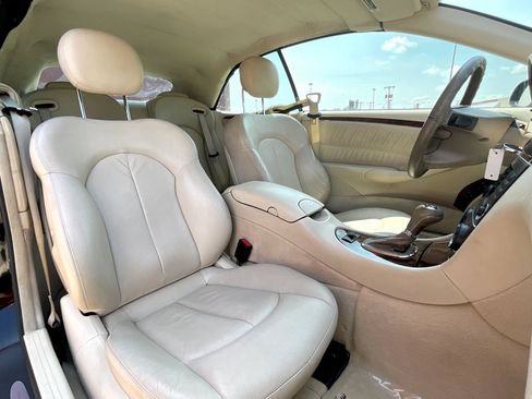 Used 2006 Mercedes-Benz CLK 500 Cabriolet image 8